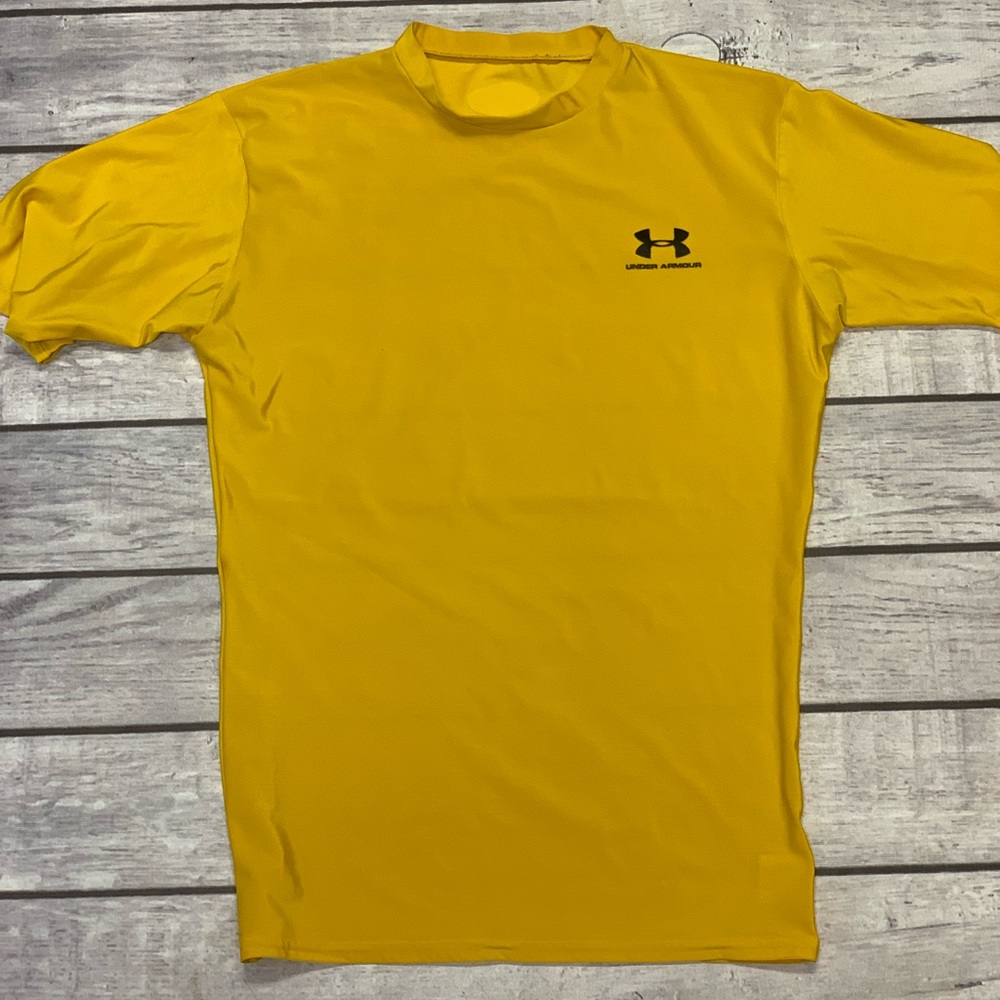 Underarmour shirt
